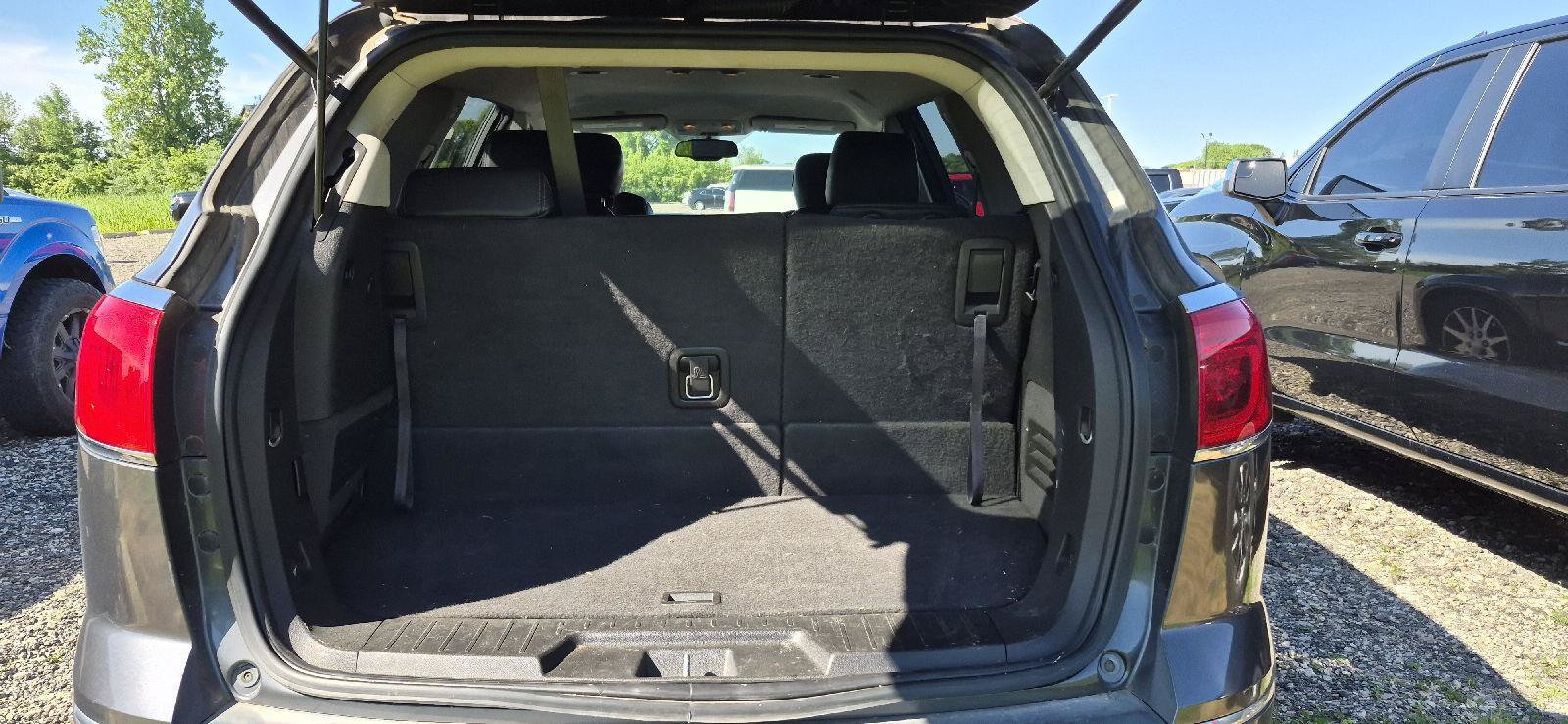 Used 2014 Buick Enclave Leather FWD image 5