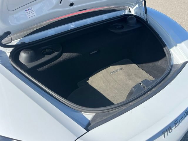Used 2023 Porsche 718 Boxster RWD image 28