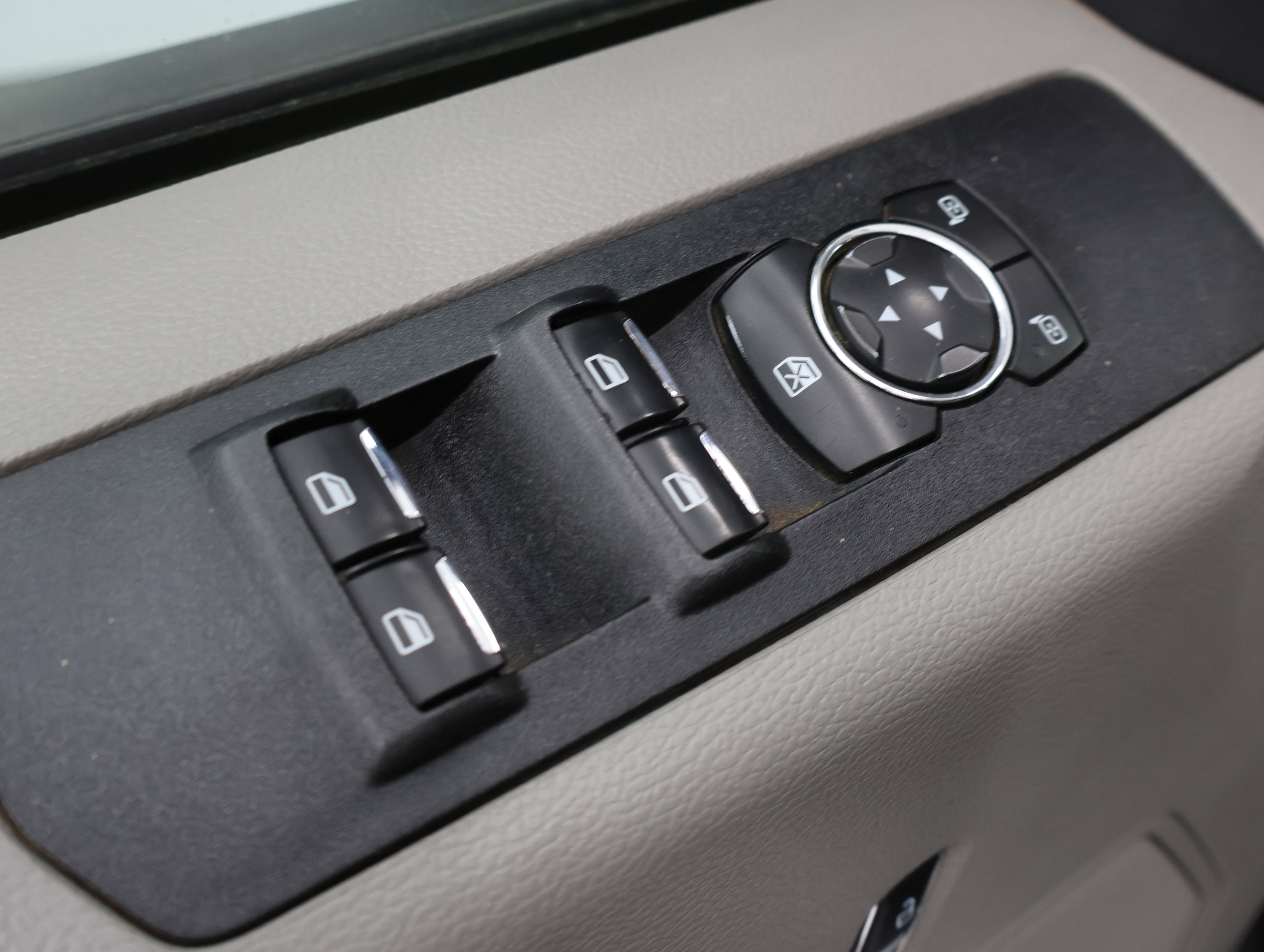 Used 2022 Ford F350 XLT w/ XLT Value Package image 39