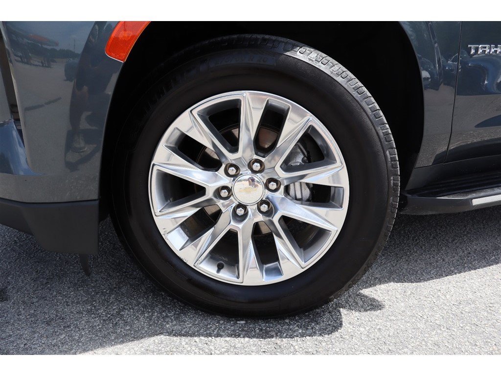 Used 2021 Chevrolet Tahoe Premier AWD/4WD image 15