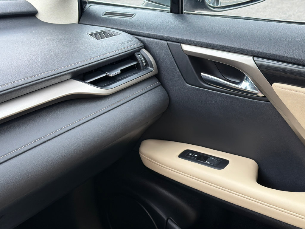 Used 2021 Lexus RX 350 FWD w/ Accessory Package image 34