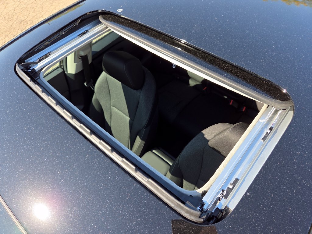 New 2026 Honda Accord SE image 3