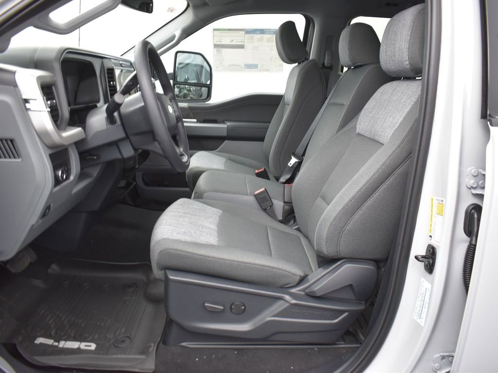 New 2026 Ford F250 XLT w/ XLT Premium Package image 15