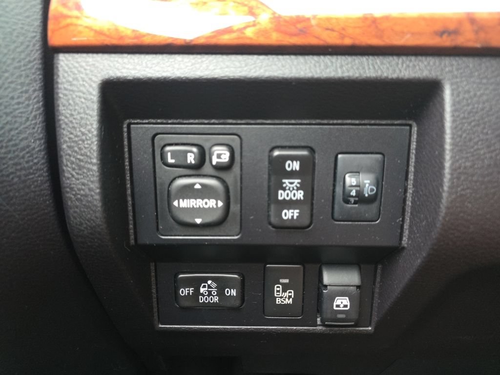 Used 2015 Toyota Tundra 1794 Edition AWD/4WD image 13