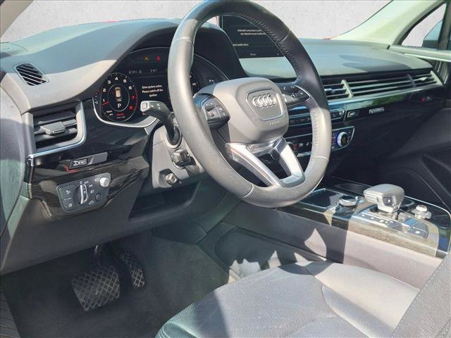 Used 2019 Audi Q7 3.0T Prestige AWD/4WD image 9