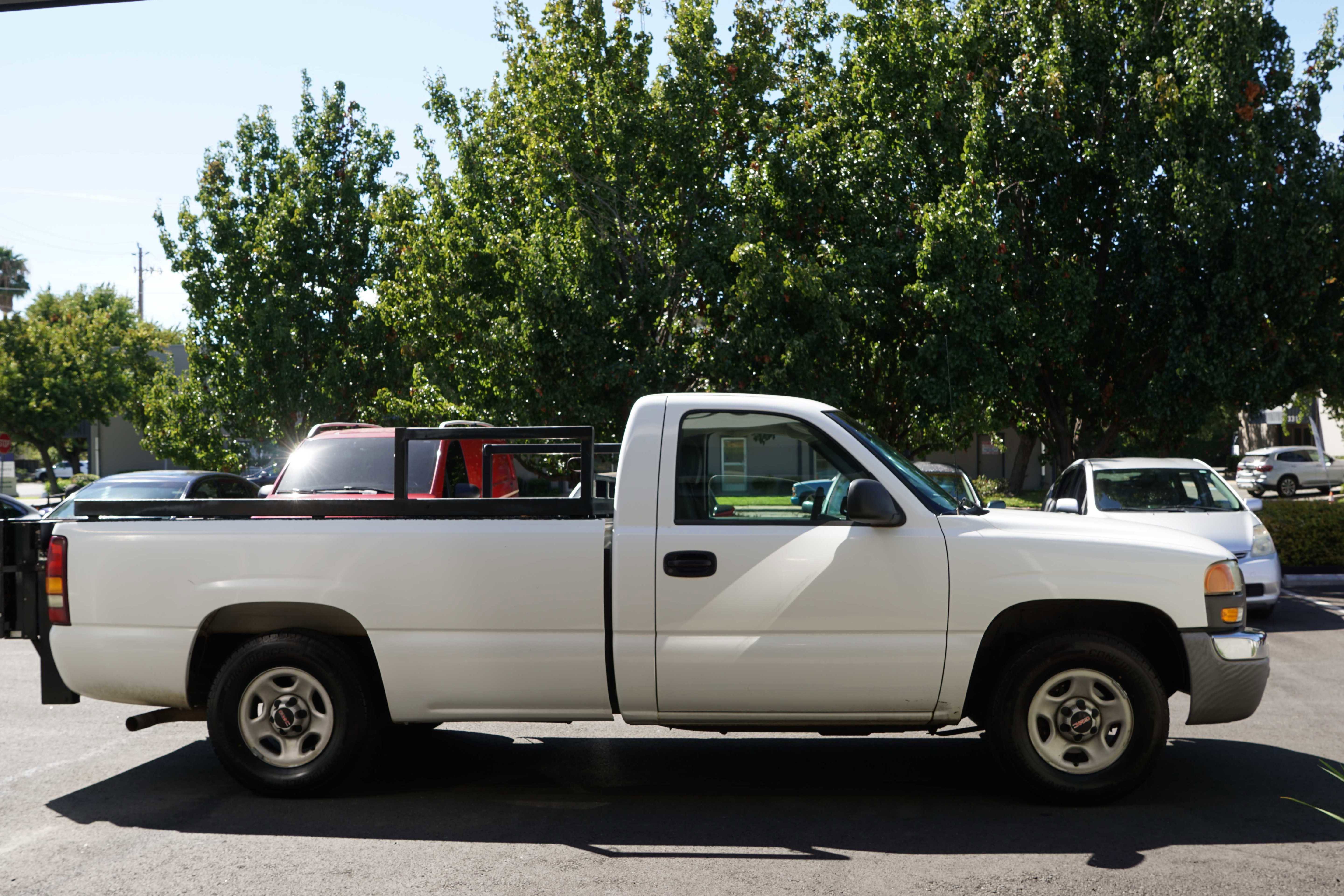 Used 2003 GMC Sierra 1500 W/T image 10