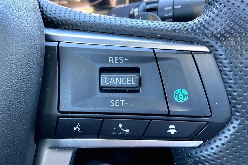 Used 2022 Mitsubishi Outlander SE image 15