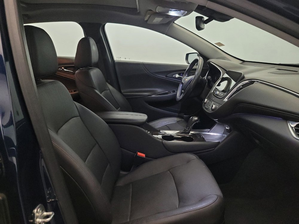 Used 2019 Chevrolet Malibu Premier w/ Sun and Wheel Package FWD image 21