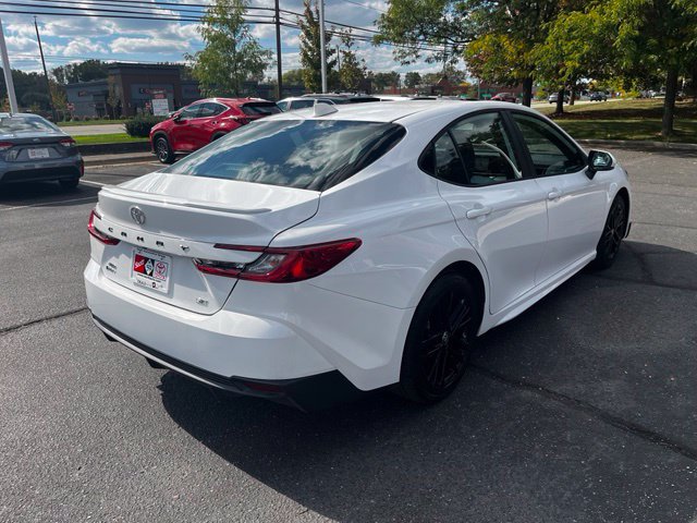 Used 2026 Toyota Camry SE AWD/4WD image 3