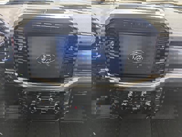 Used 2022 Ford F150 Lariat w/ Equipment Group 501A Mid image 33