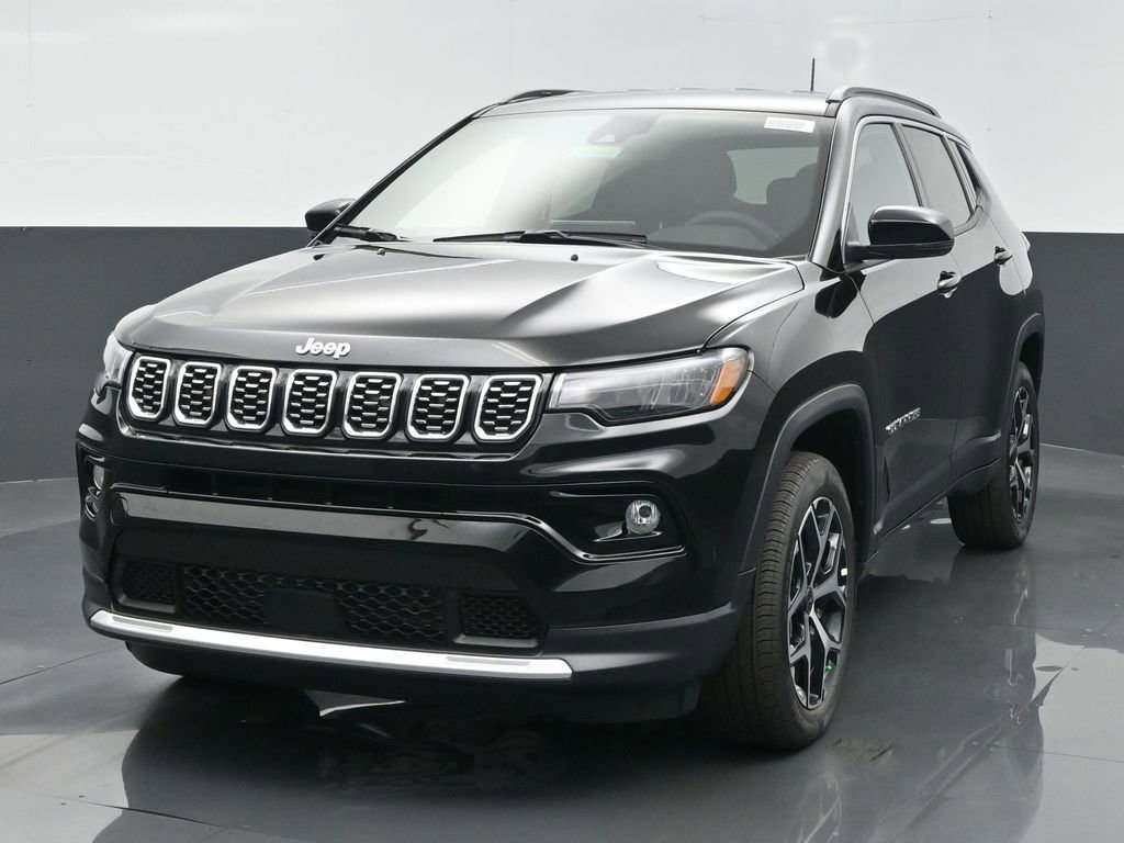Used 2025 Jeep Compass Limited image 3