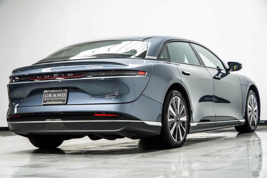 Used 2024 Lucid Air Touring AWD/4WD image 17