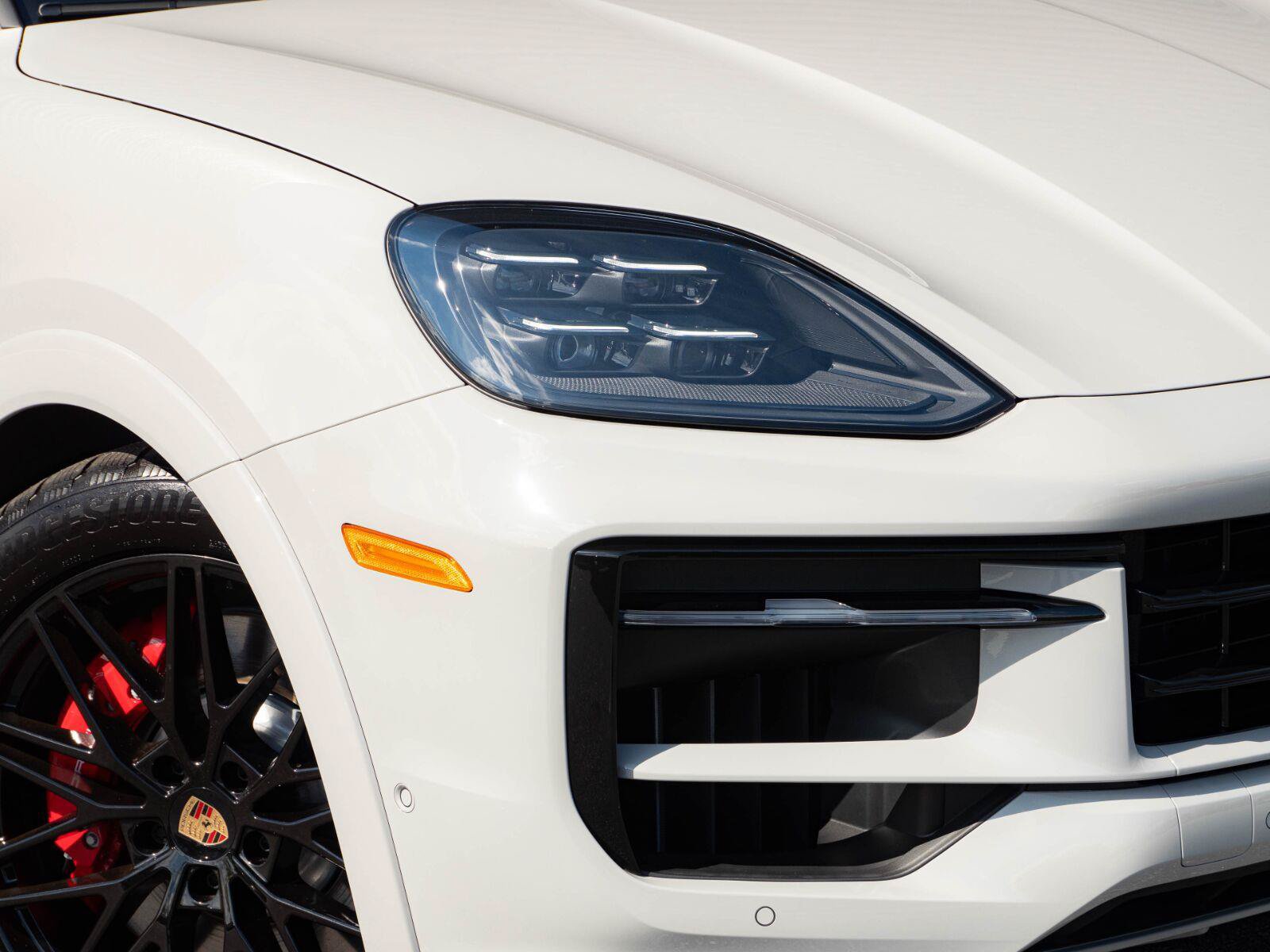 Certified 2026 Porsche Cayenne GTS AWD/4WD image 38