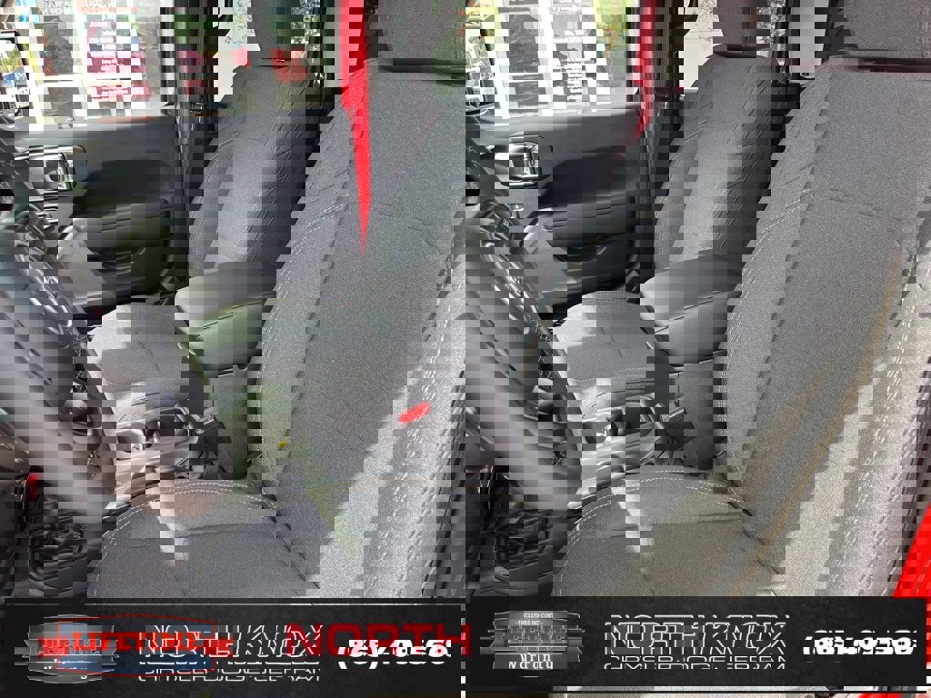 New 2025 Jeep Gladiator Sport image 4