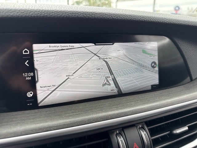 Used 2023 Alfa Romeo Stelvio Ti AWD/4WD image 19