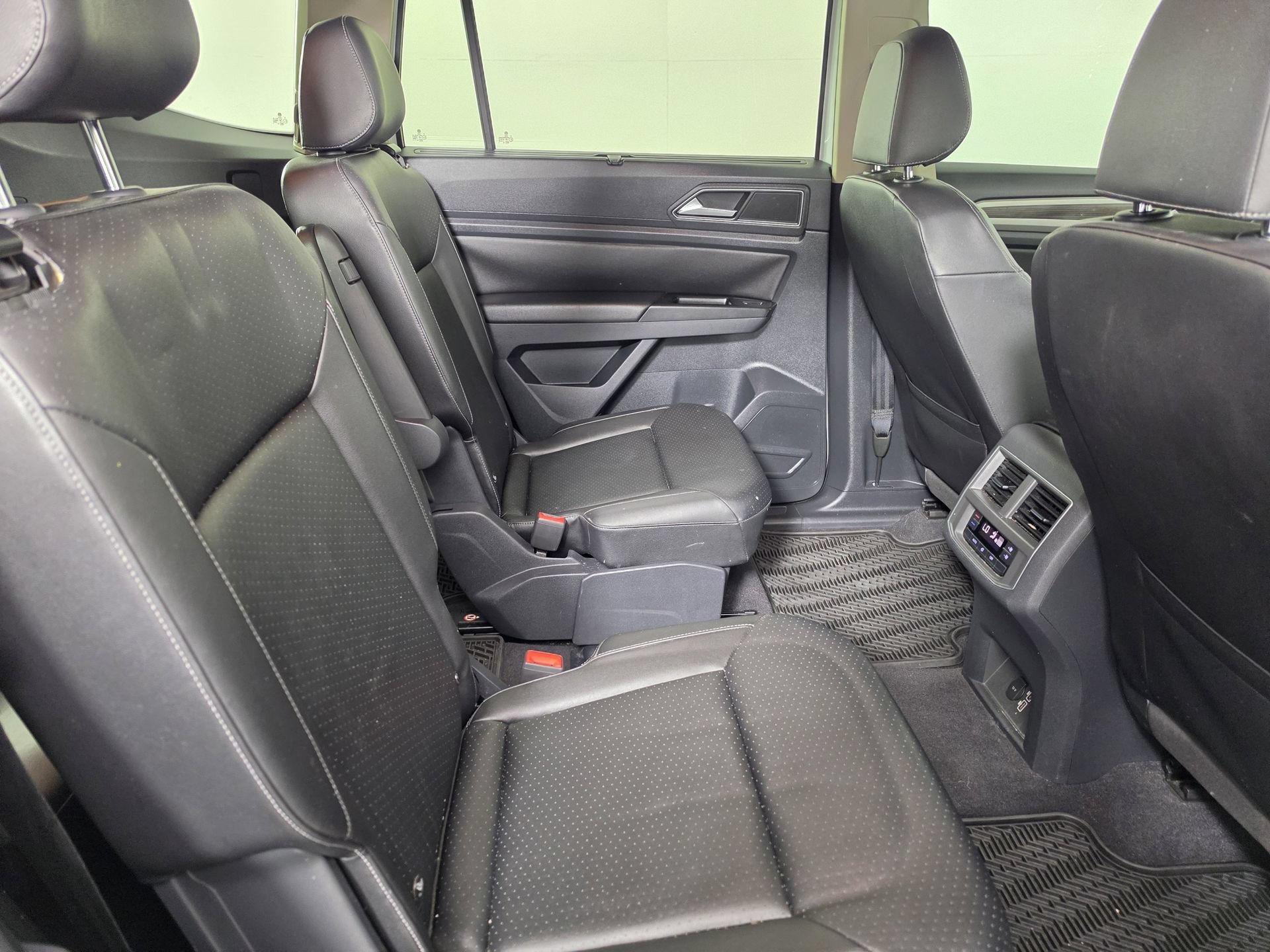 Used 2019 Volkswagen Atlas SE FWD image 39
