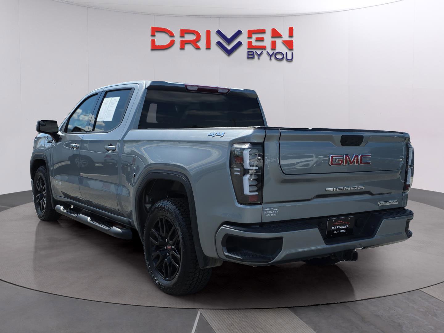 Used 2023 GMC Sierra 1500 Elevation AWD/4WD image 3