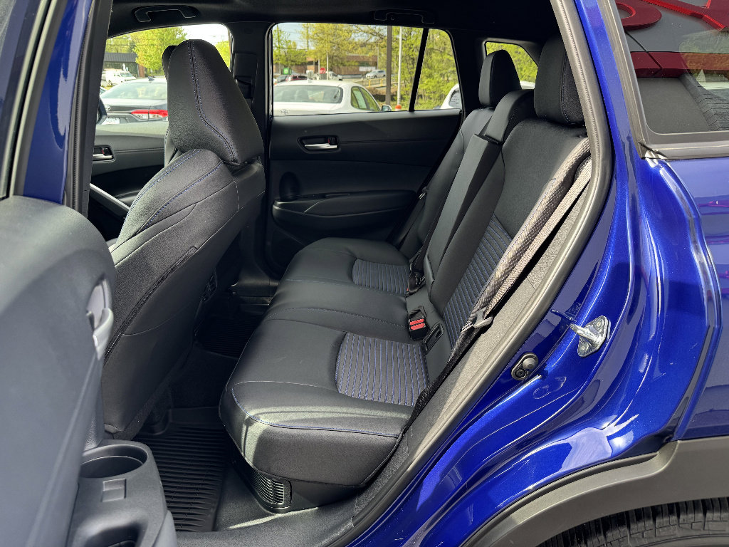 Used 2025 Toyota Corolla Cross AWD Hybrid image 9