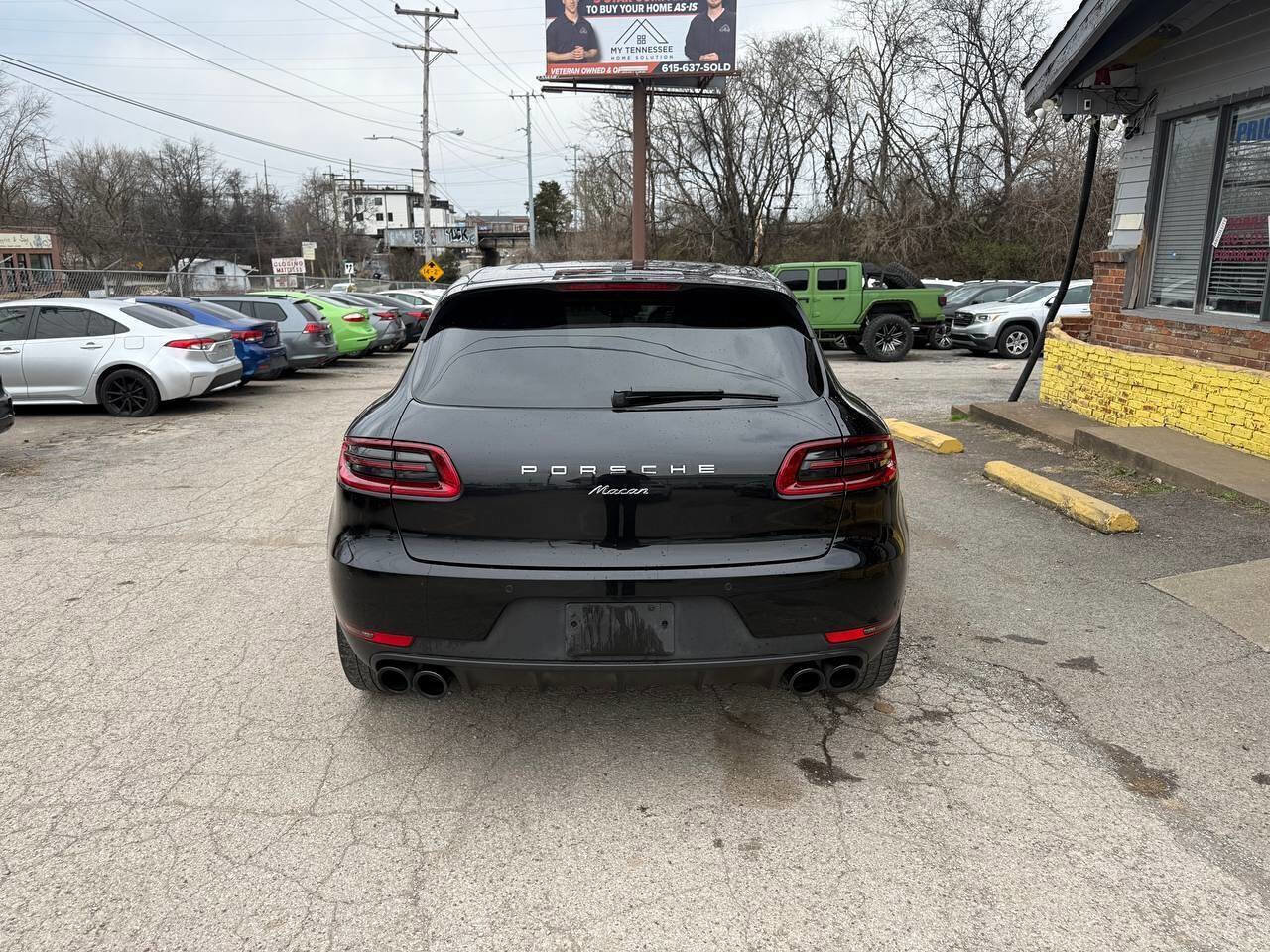 Used 2017 Porsche Macan image 4