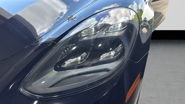 Used 2022 Porsche Panamera Platinum Edition w/ Sport Chrono Package RWD image 29