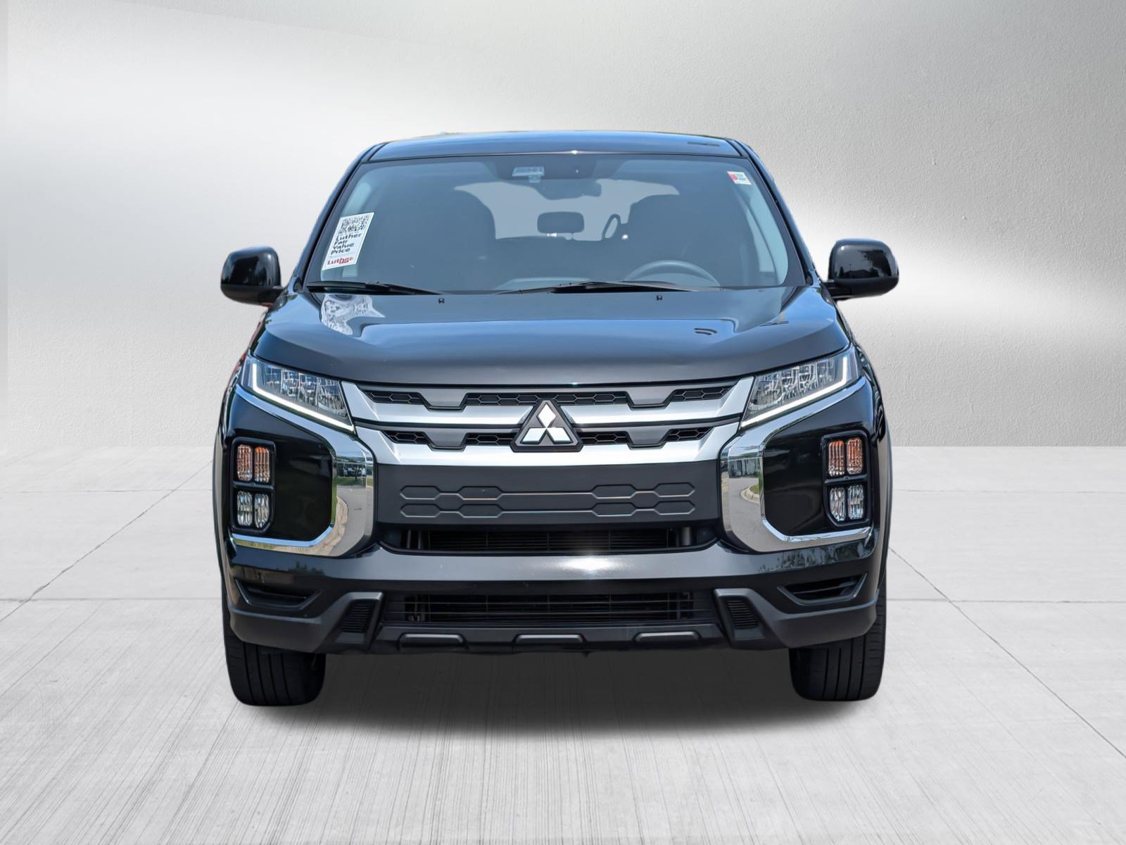 Used 2025 Mitsubishi Outlander Sport ES AWD/4WD image 2