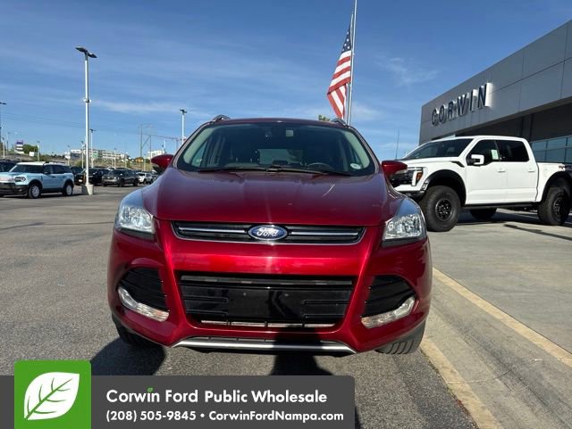 Used 2014 Ford Escape Titanium AWD/4WD image 2