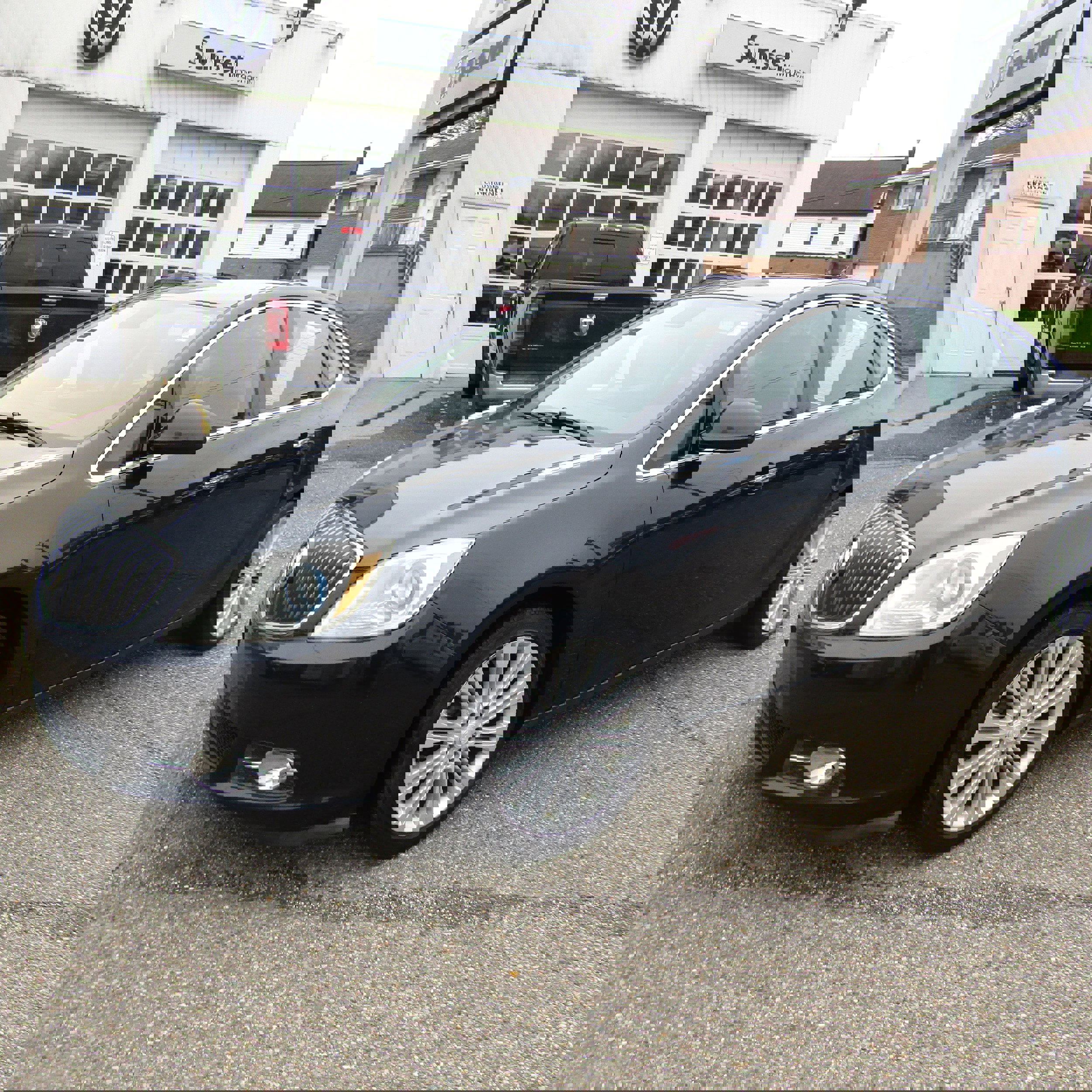 Used 2013 Buick Verano image 2