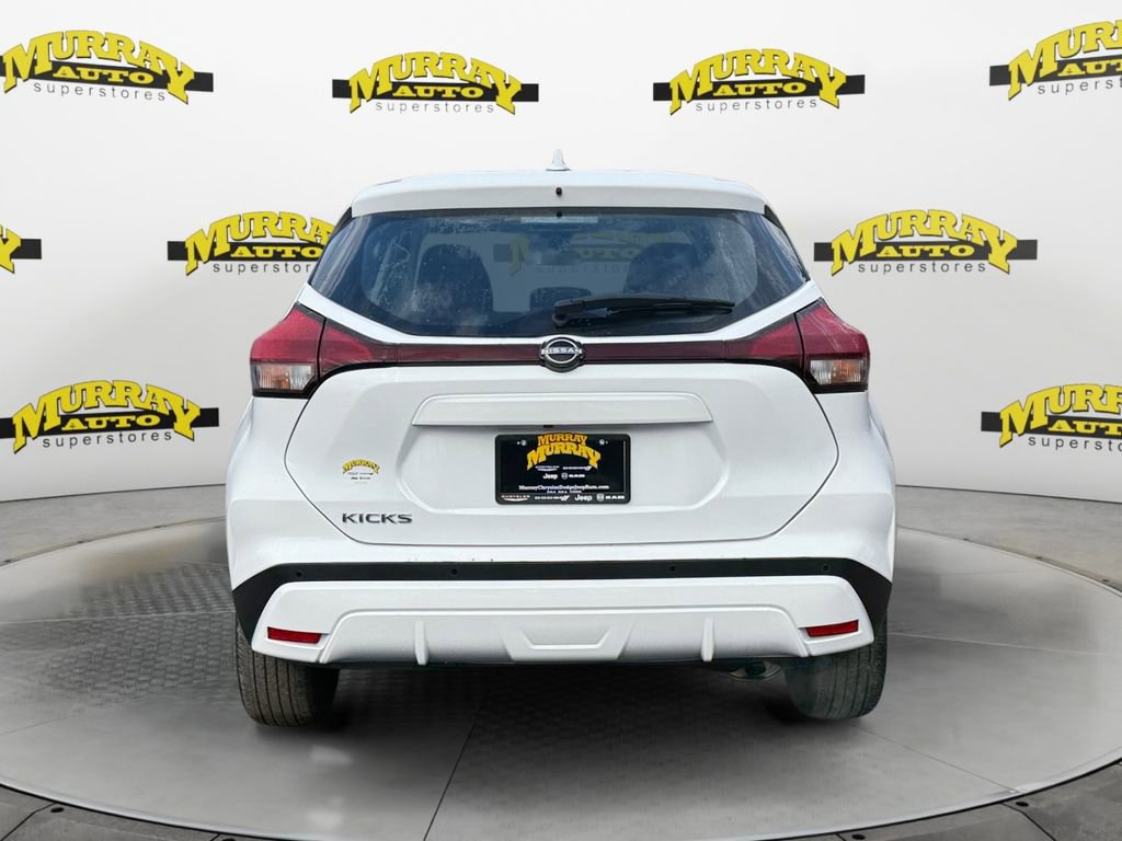 Used 2023 Nissan Kicks S image 4
