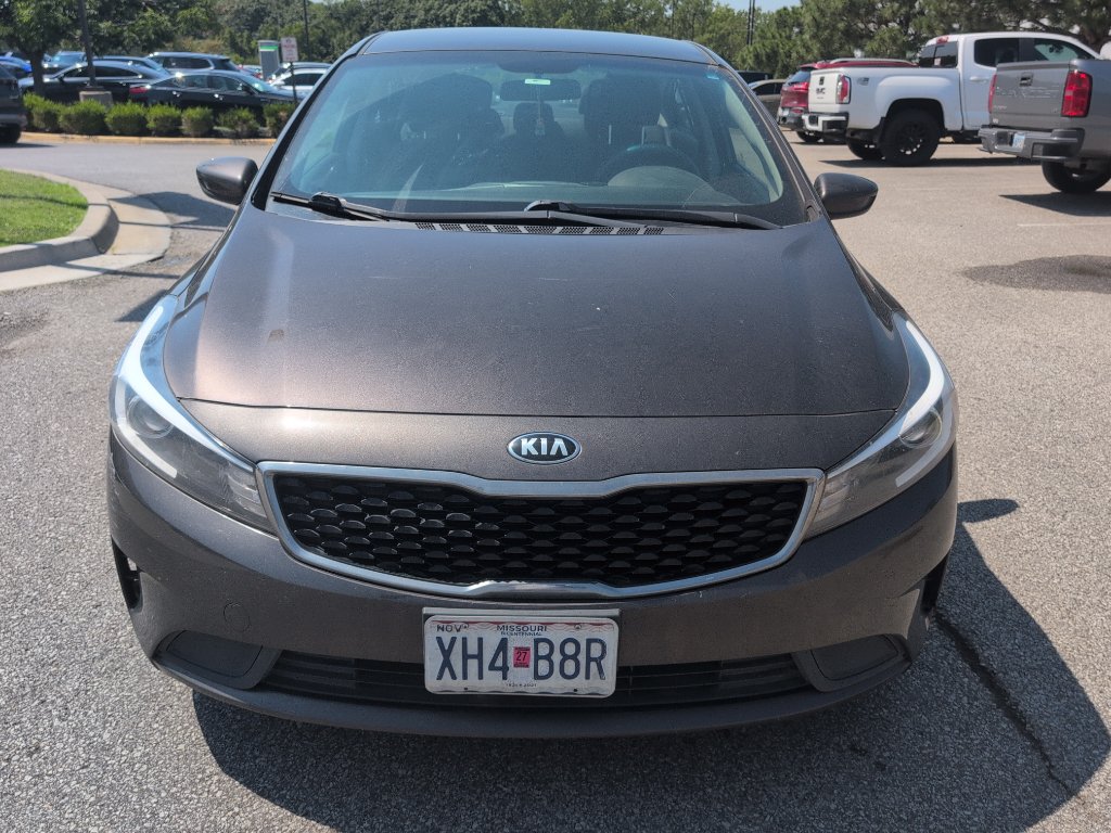 Used 2017 Kia Forte LX w/ LX Popular Package FWD image 4