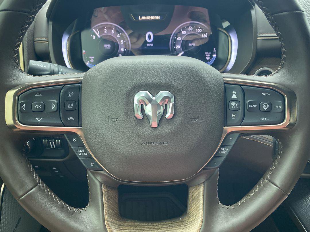 Used 2025 RAM 1500 Limited w/ Trailer Tow Group image 14