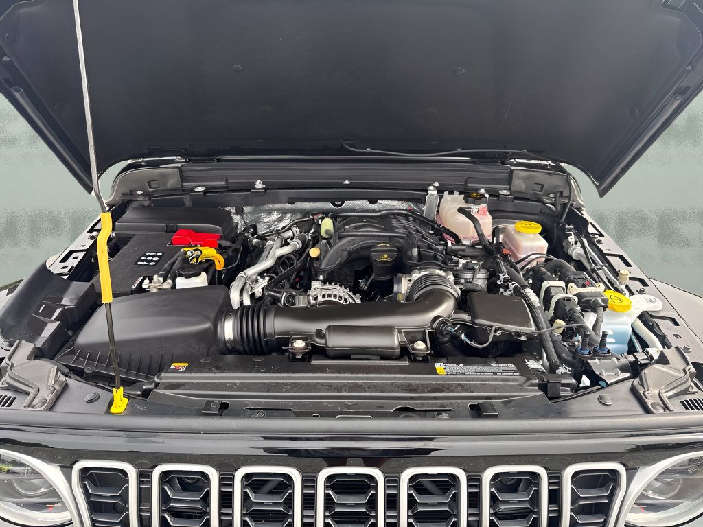 Used 2026 Jeep Wrangler Unlimited Sahara AWD/4WD image 29