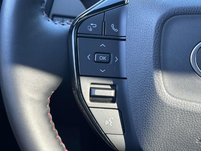 Used 2023 Toyota Prius Prime Premium FWD image 24