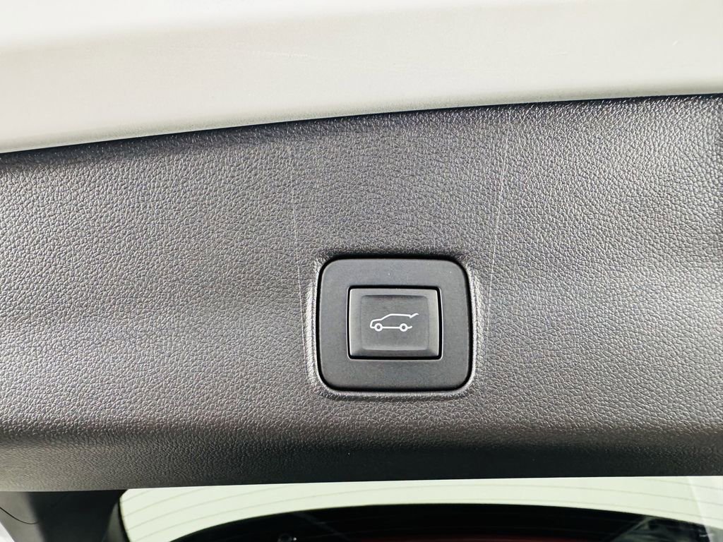 Used 2024 Chevrolet TrailBlazer RS w/ Convenience Package image 30