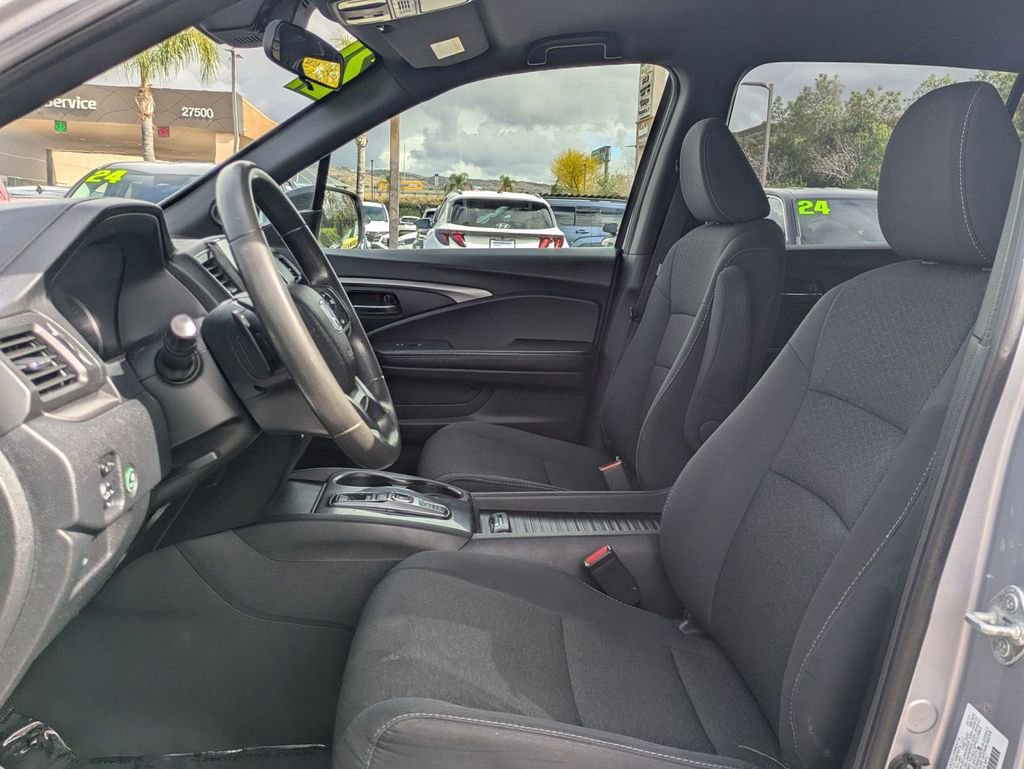 Used 2021 Honda Passport Sport image 14