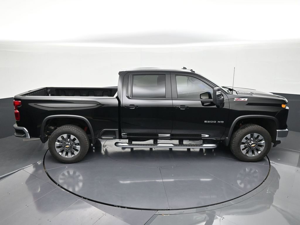 Used 2026 Chevrolet Silverado 2500 LT AWD/4WD image 17
