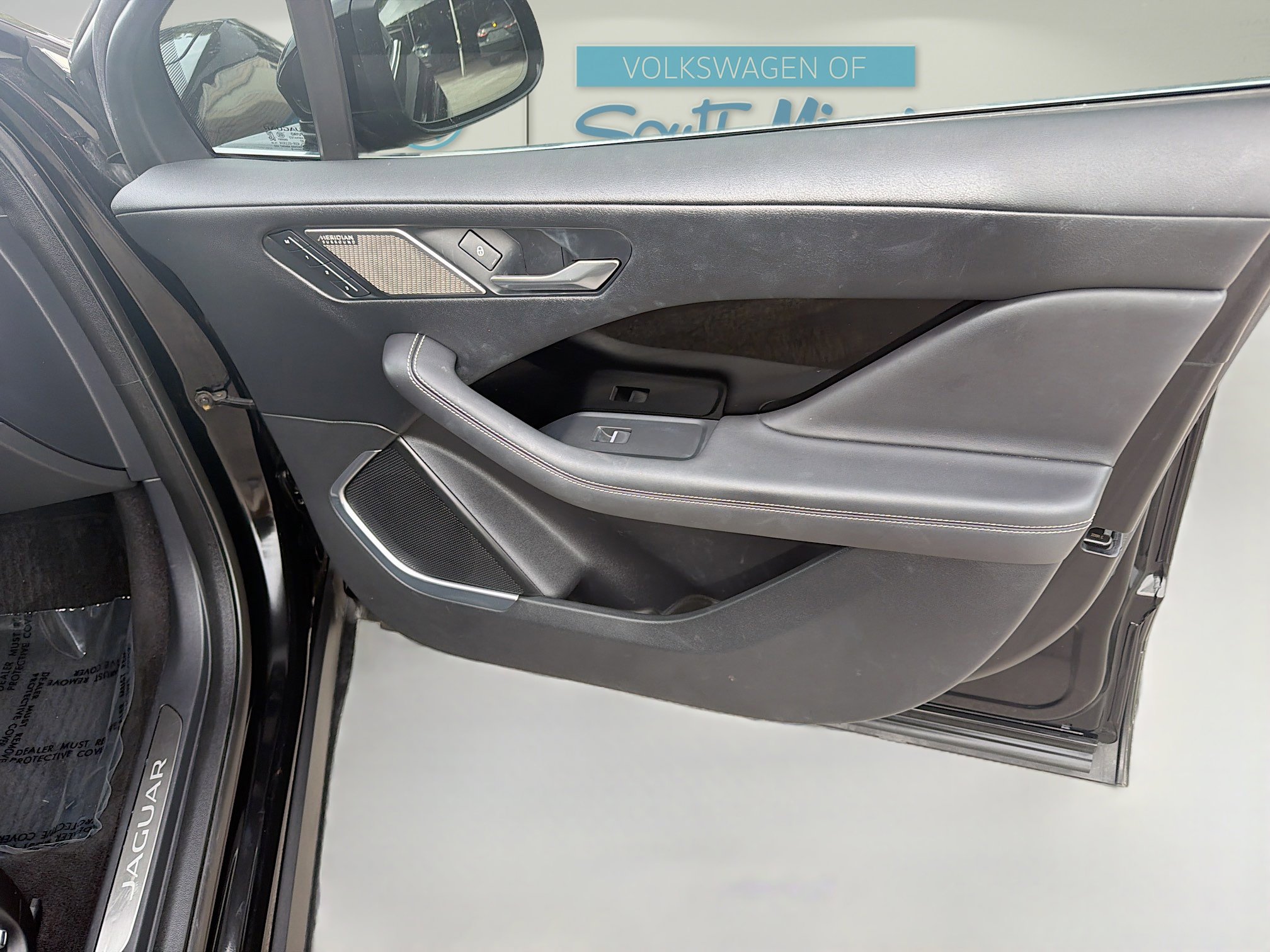Used 2020 Jaguar I-PACE SE AWD/4WD image 34