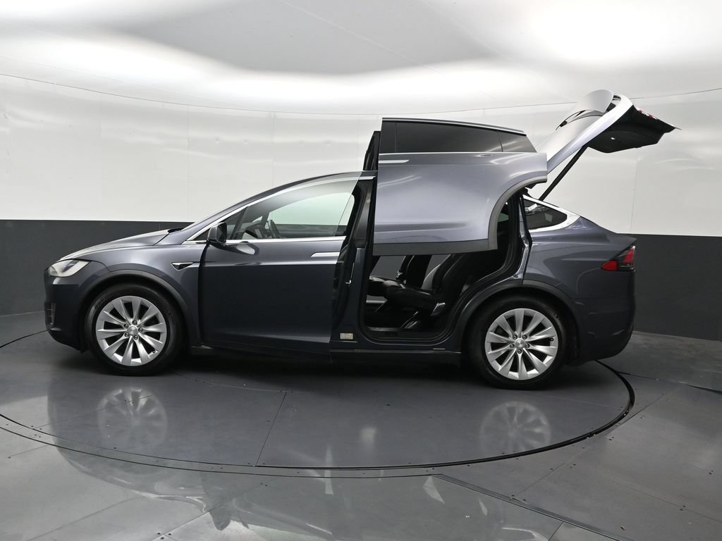 Used 2019 Tesla Model X AWD/4WD image 31