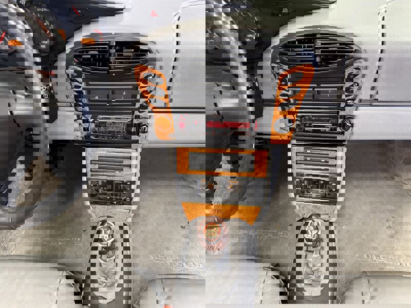 Used 2001 Porsche Boxster image 16