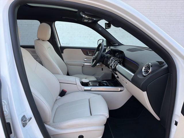 Used 2023 Mercedes-Benz EQB 250+ w/ Pinnacle Package image 12
