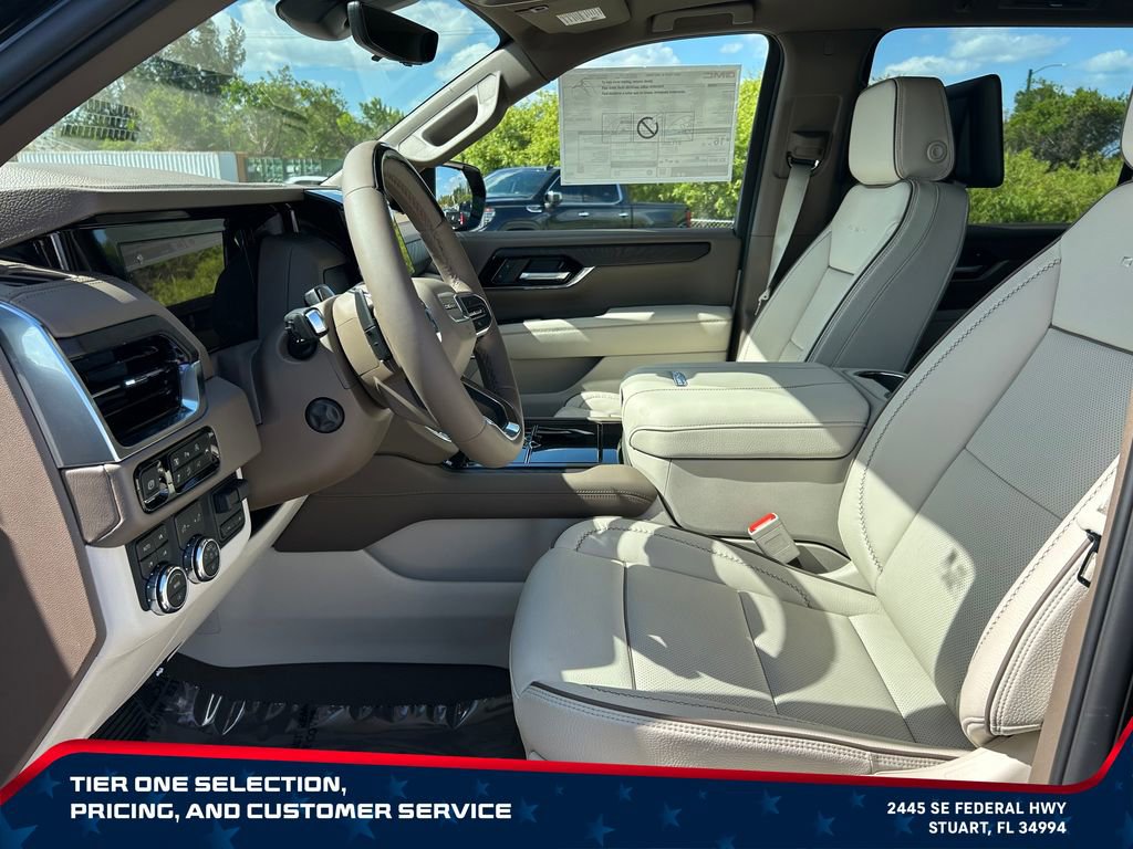 New 2026 GMC Yukon XL Denali w/ Denali Reserve Package AWD/4WD image 9