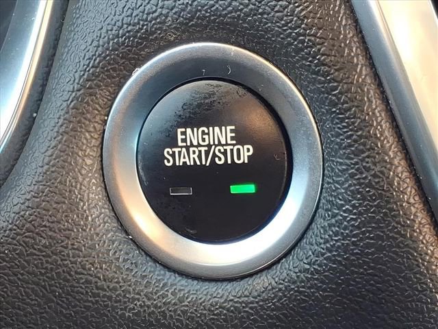 Used 2023 Chevrolet Traverse LT image 28