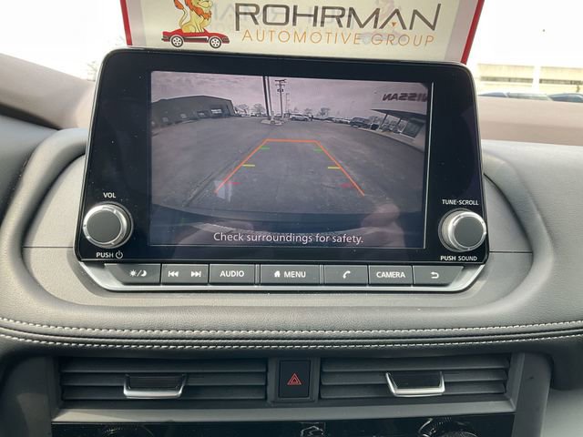 Used 2023 Nissan Rogue S image 13