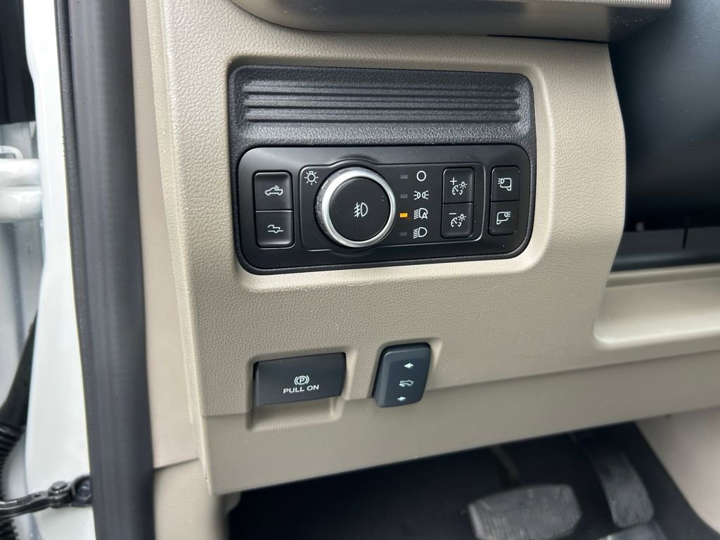 New 2026 Ford F350 Platinum w/ Platinum Plus Package AWD/4WD image 22