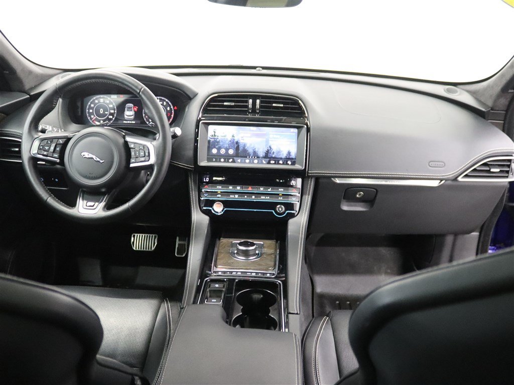 Used 2019 Jaguar F-PACE S AWD/4WD image 26