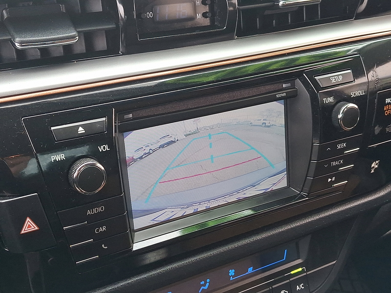 Used 2014 Toyota Corolla S FWD image 18