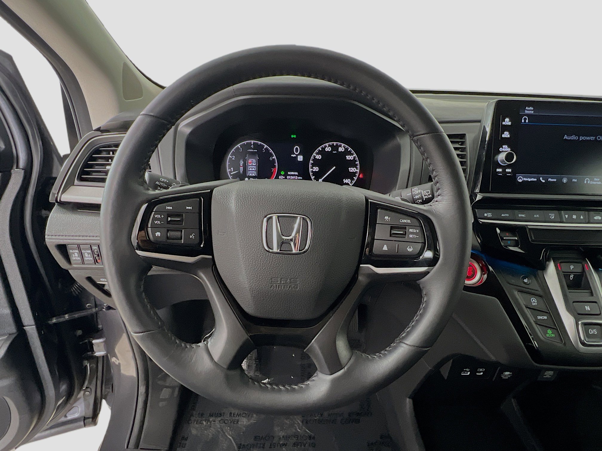 Used 2025 Honda Odyssey Touring image 11