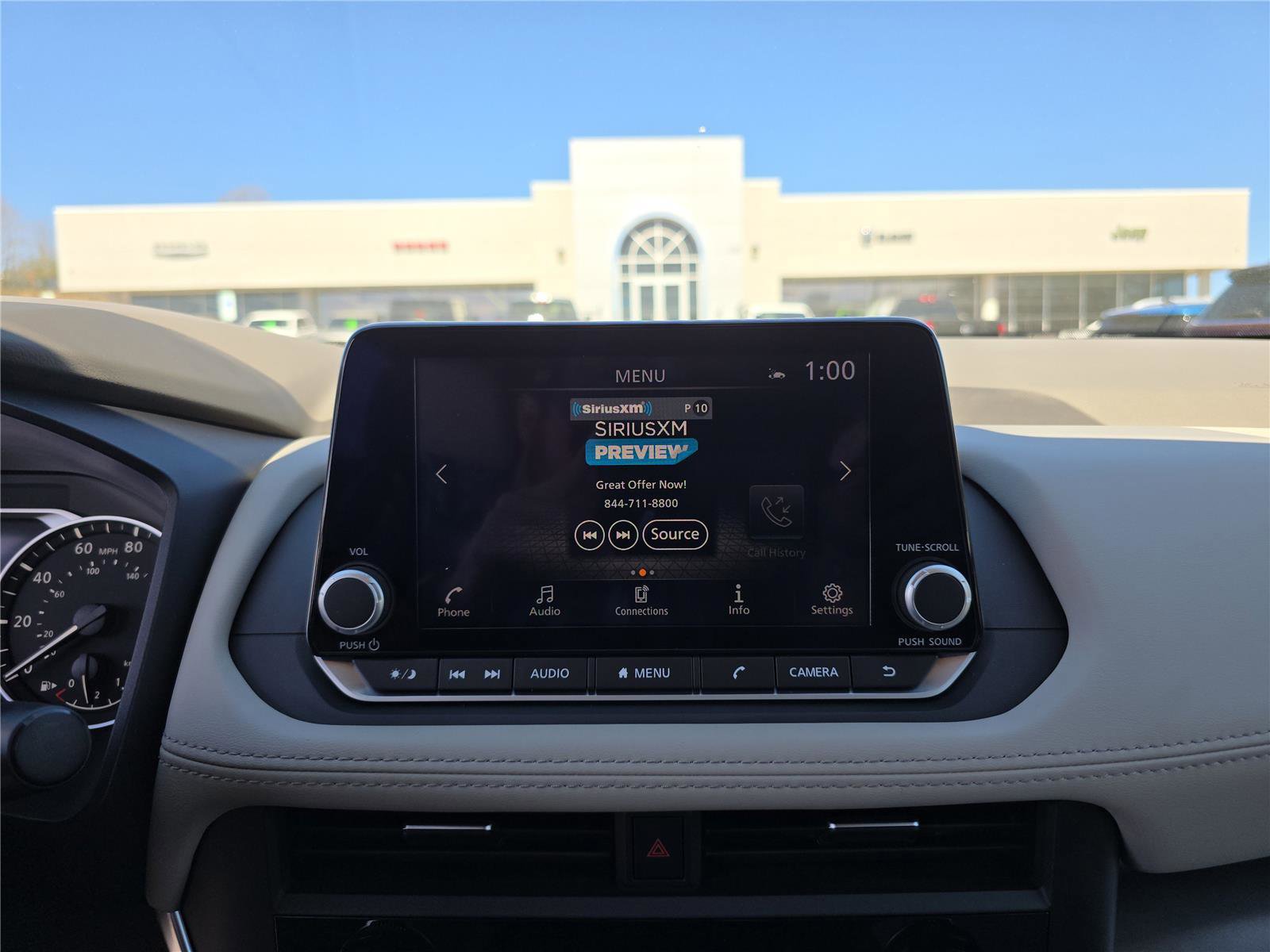 Used 2023 Nissan Rogue SV FWD image 27