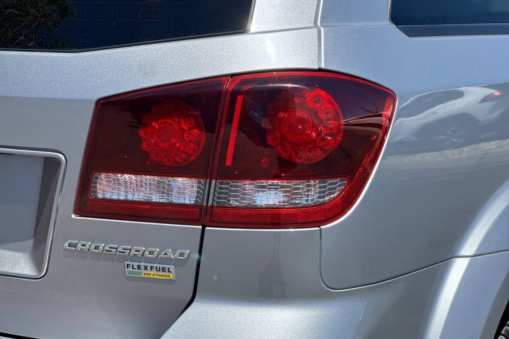 Used 2018 Dodge Journey Crossroad FWD image 25