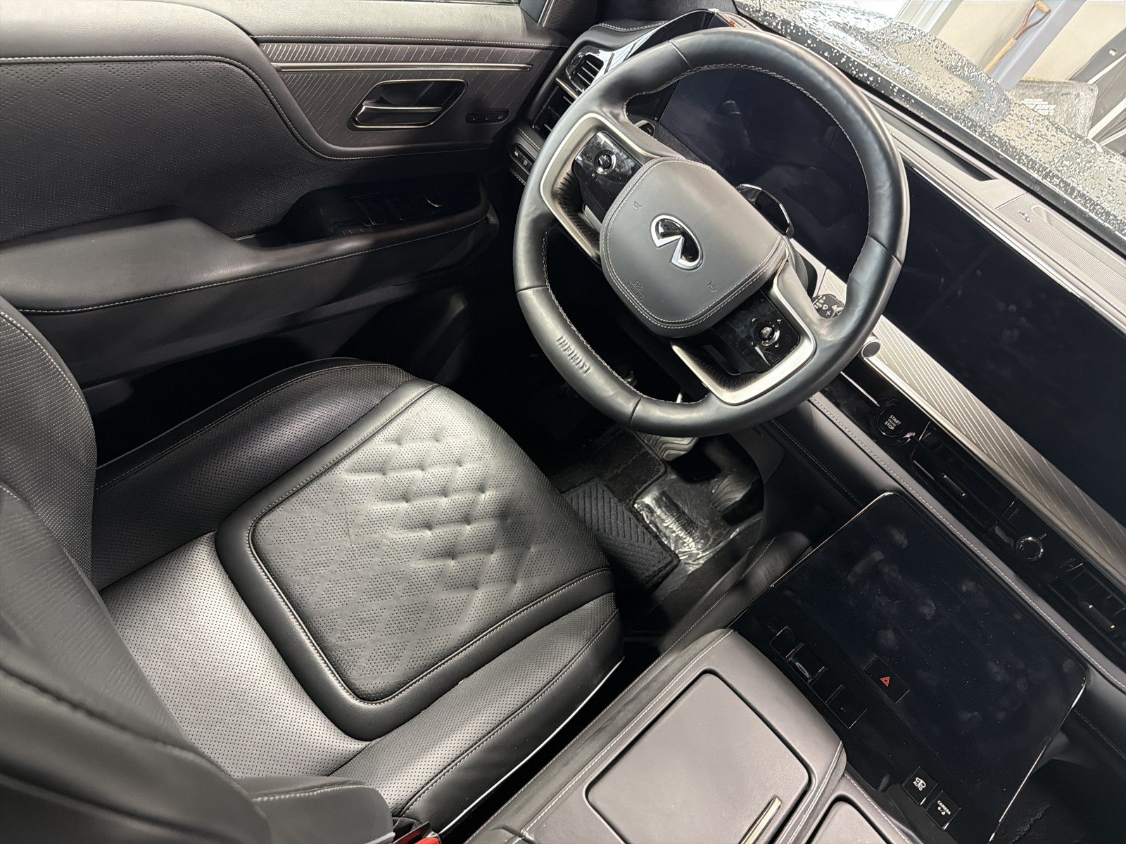 Used 2025 INFINITI QX80 Autograph AWD/4WD image 7