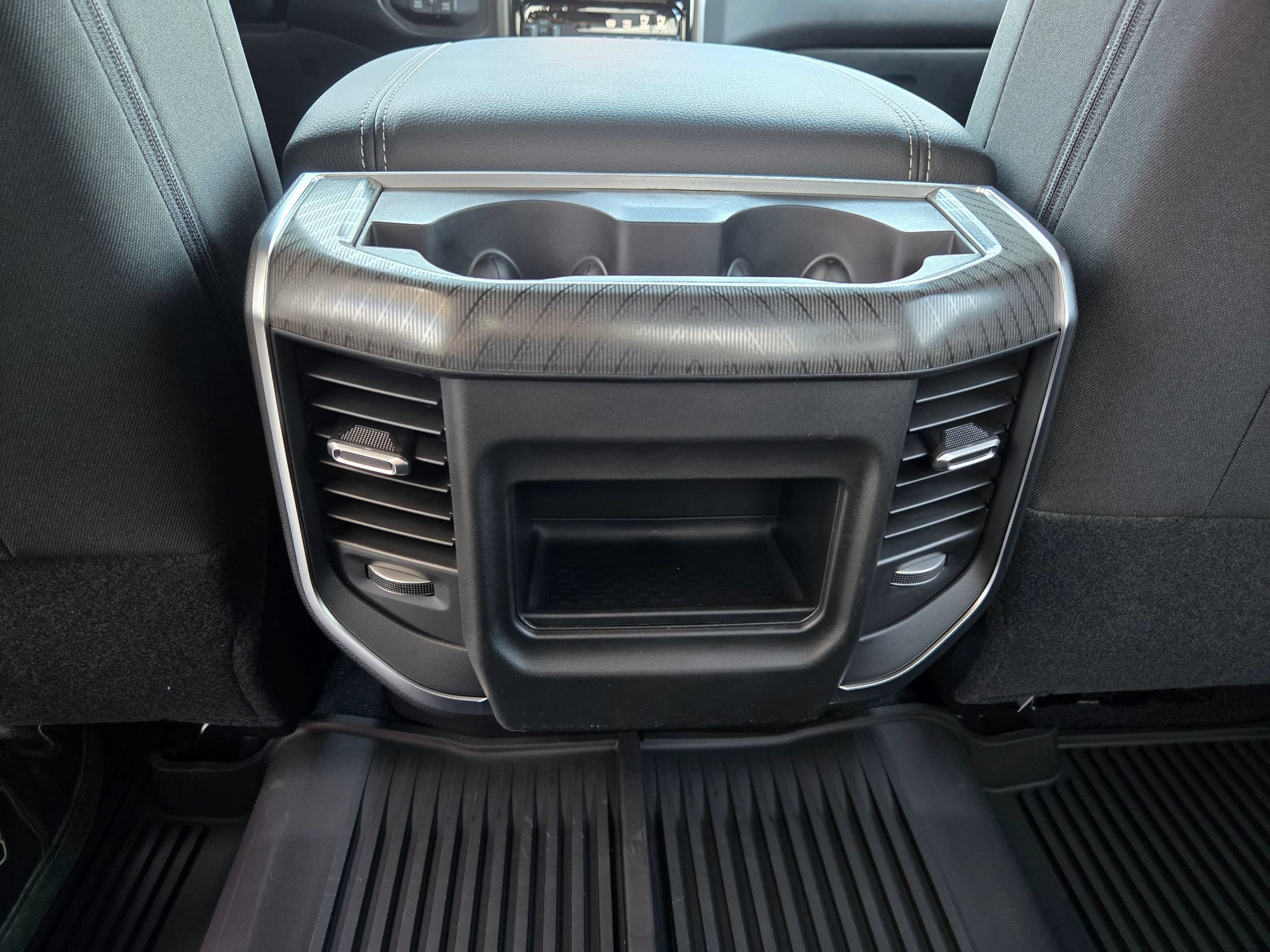 New 2026 RAM 2500 Big Horn AWD/4WD image 33